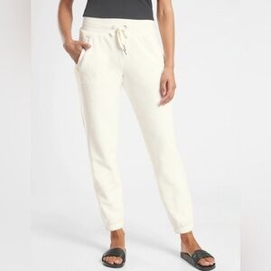 Athleta Double Cozy Karma Recover Jogger Sea Salt White Size Large NWOT